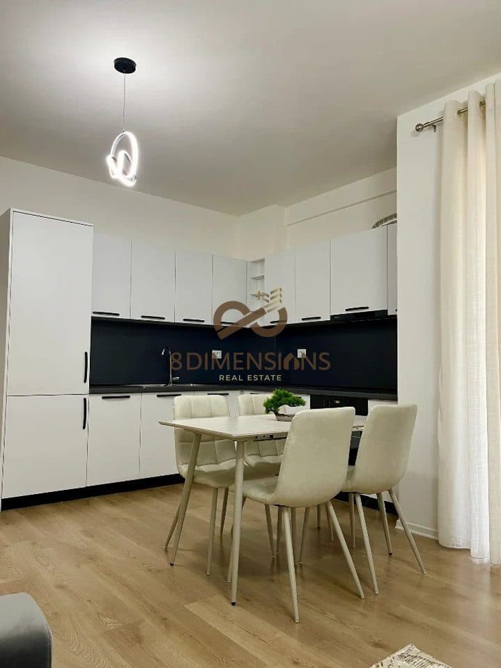 Shitet Apartament 1+1 (mundesi konvertimi ne 2+1) ne Astir, prane Kompleksit Fratari (D8142A-141) 3