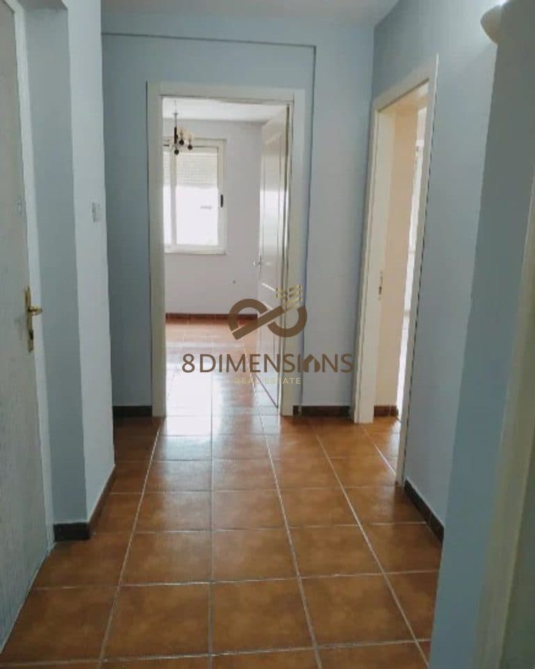 Jepet me qera Apartament 1+1 tek 21 dhjetori prane Mullirit te Vjeter (D8241Z-74) 2