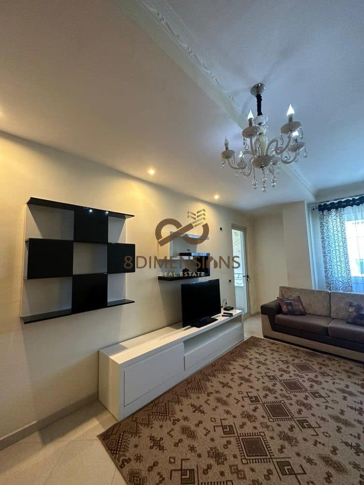 Jepet me qera Apartament 2+1 Te Ish Stacioni Trrenit ne Rrugen Jordan Misja (D8242A-130) 2