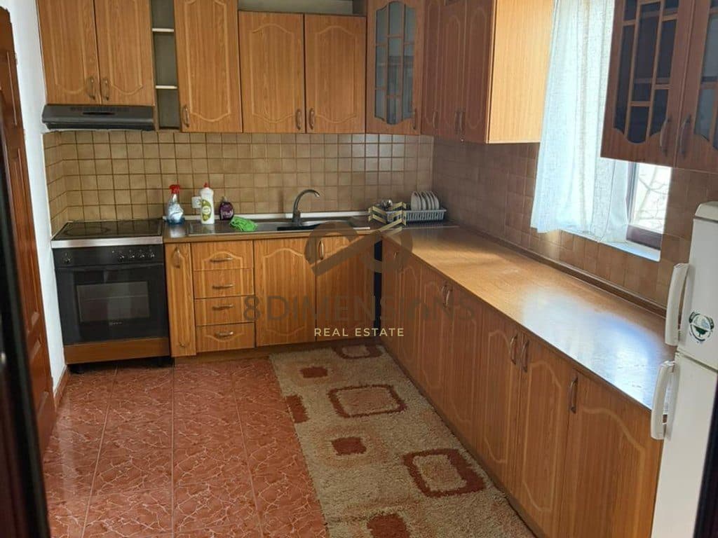 Apartament 2+1 me qera Apartament prane Kolegjit Turk ne Rrugen Jordan Misja ne Tirane( ID D8242A-92 ) 2