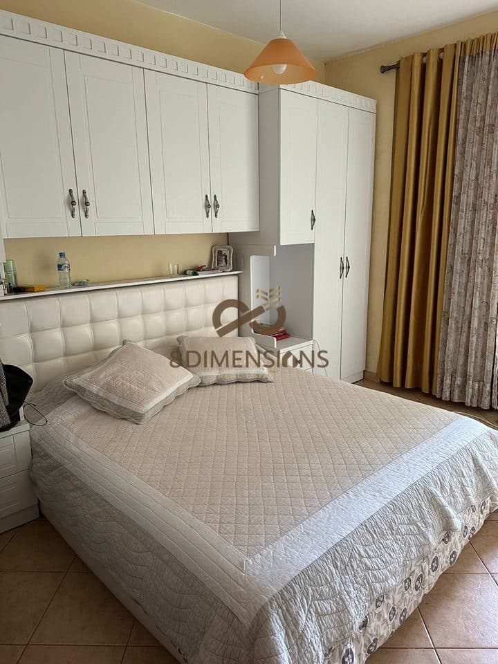 Jepet me qera Apartament 2+1 ne Fresk prane Restorant Fresku (D8242A-118) 3