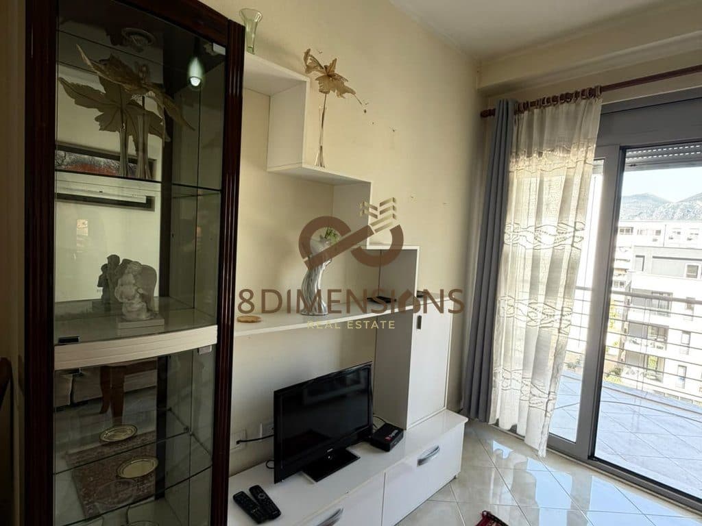 SHITET APARTAMENT 1+1 NE KINOSTUDIO PRANE MINISTRISE SE KULTURES D8141A-144 2