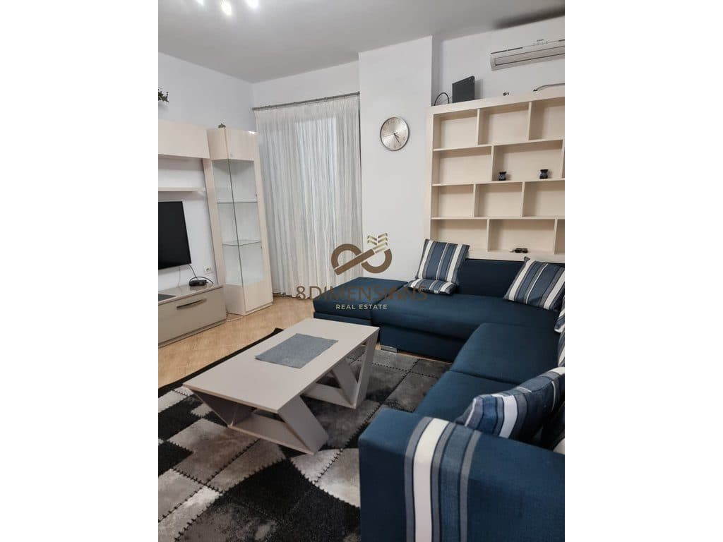 Apartament 1+1 +Ballkon me qera ne Rrugen Besim Alla, prane Pallateve Cabej - Tirane (ID D8241A-26)