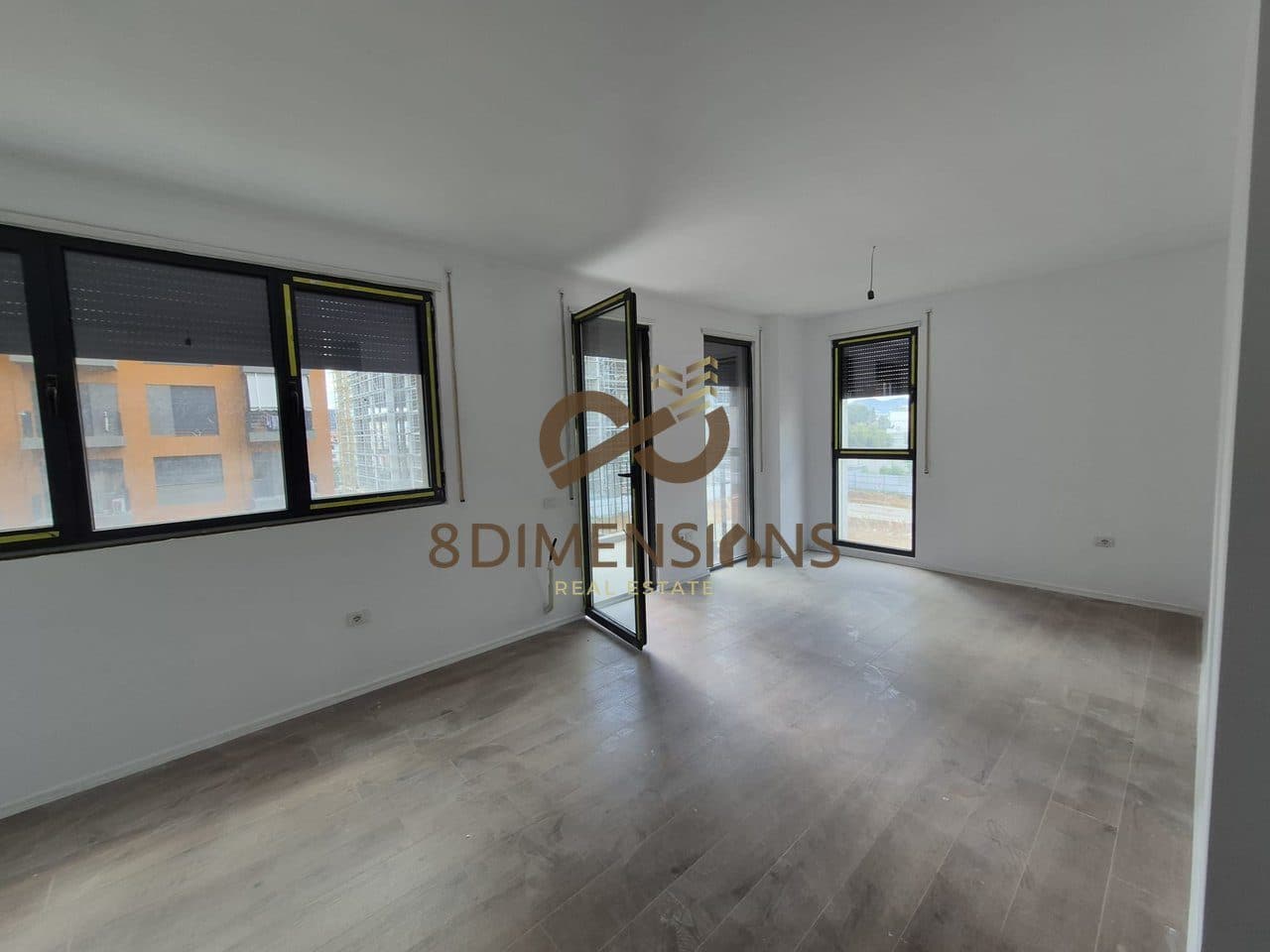 Shitet Apartament 2+1+2 tek Varri Bamit - Kompleks i Ri D8142A-105 2