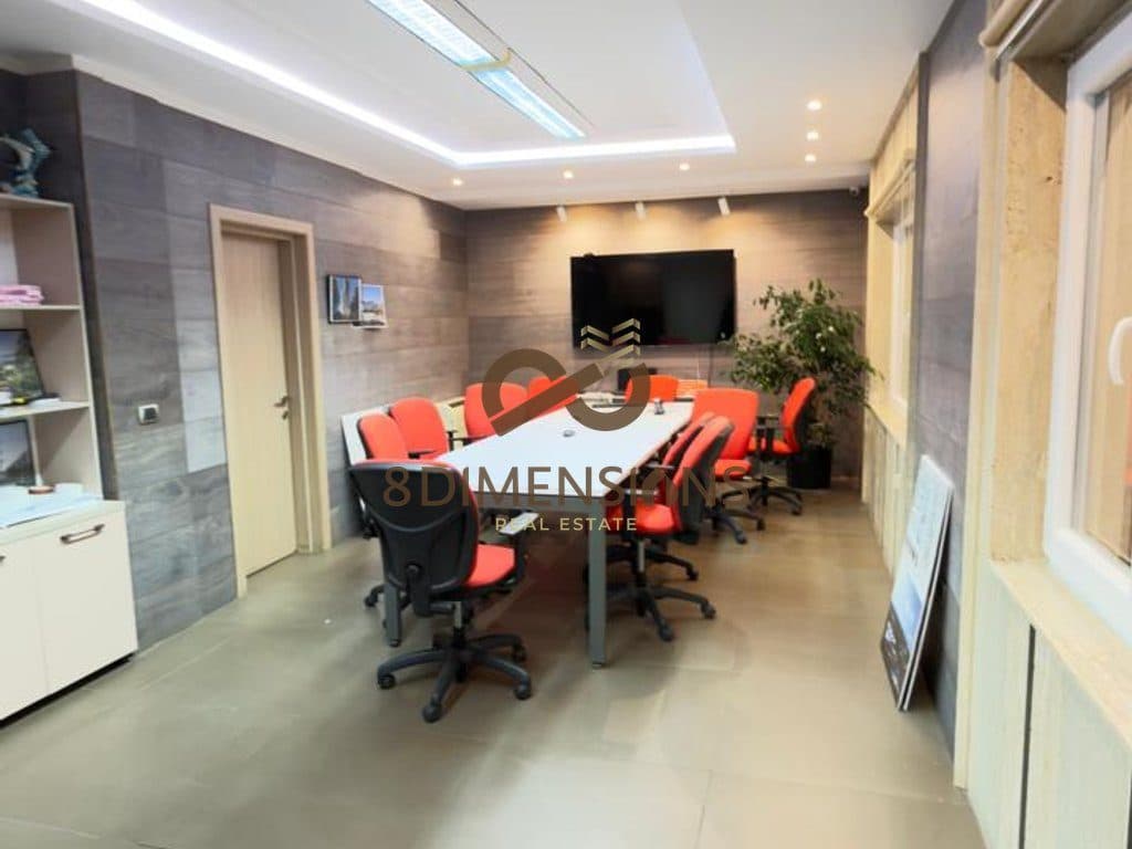 Jepet Ambient Zyre me Qira – Komuna e Parisit, pranë Kristal Center ne Tirane( ID D828A-44 ) 4