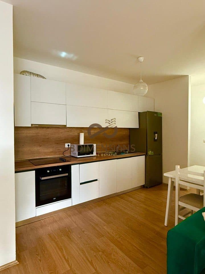 Jepet me qera Apartament 2+1+2 ne Don Boskos prane Trio Towers D8242A-283 3
