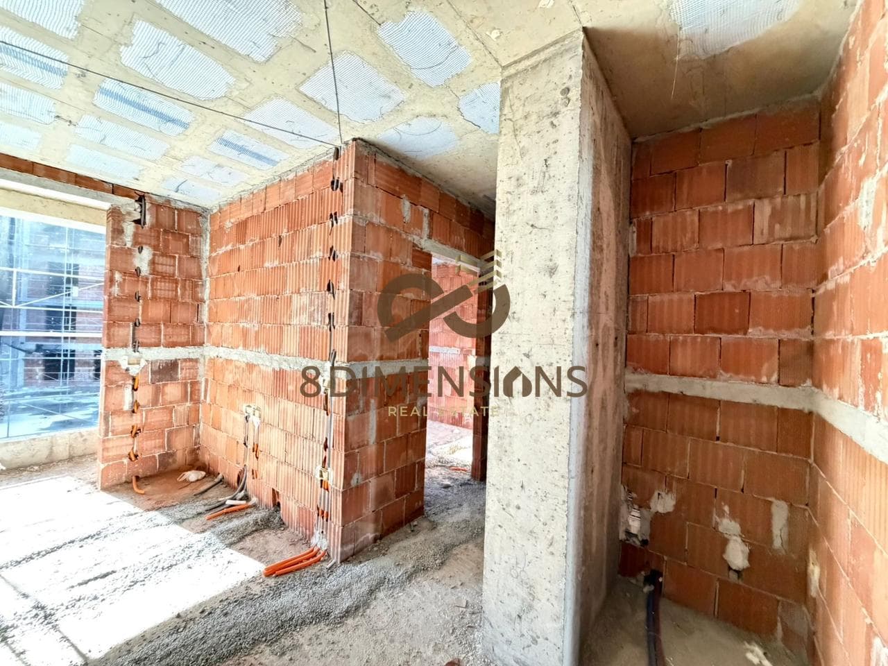 Shitet Apartamenti 1+1 ne nje prej Rezidencave te Reja ne Paskuqan (D8141A-75) 4