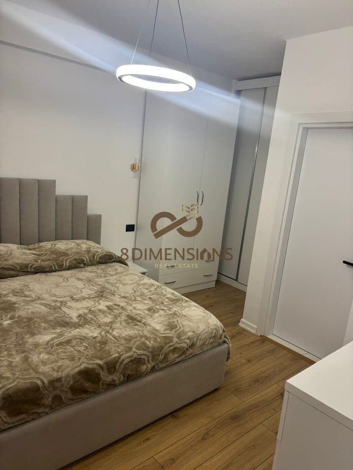 Jepet me qera Apartament 2+1+2+ Ballkon ne zonen e Don Boskos prane Kompleksit Vizion Plus (D8242A-88) 4