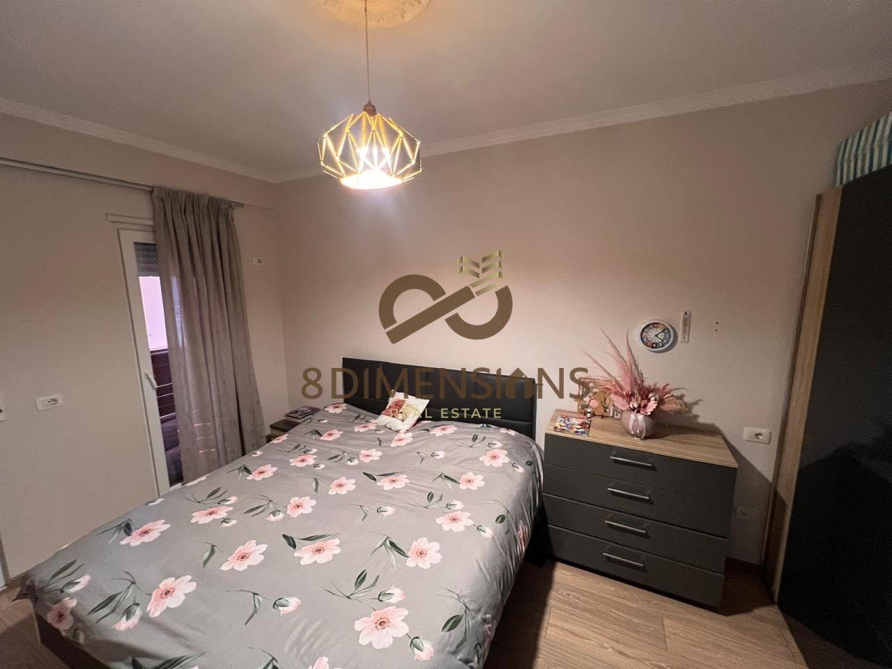 Jepet me qera Apartament 2+1+2+ Ballkon ne zonen e Don Boskos prane Kompleksit Vizion Plus (D8242A-88) 3