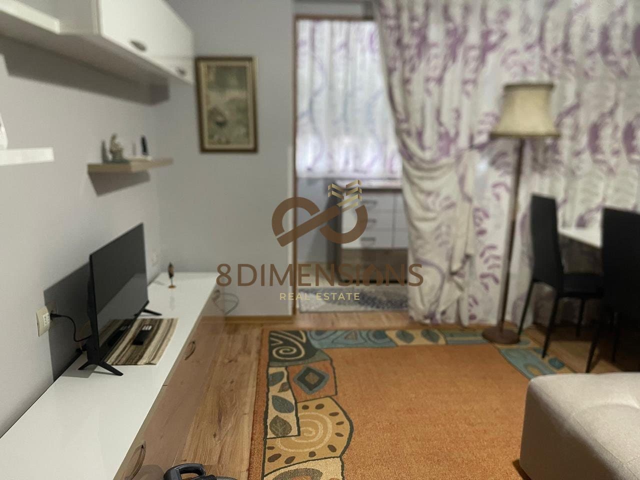 Jepet me qera Apartament 2+1 Te Ish Stacioni Trrenit ne Rrugen Jordan Misja (D8242A-130) 2