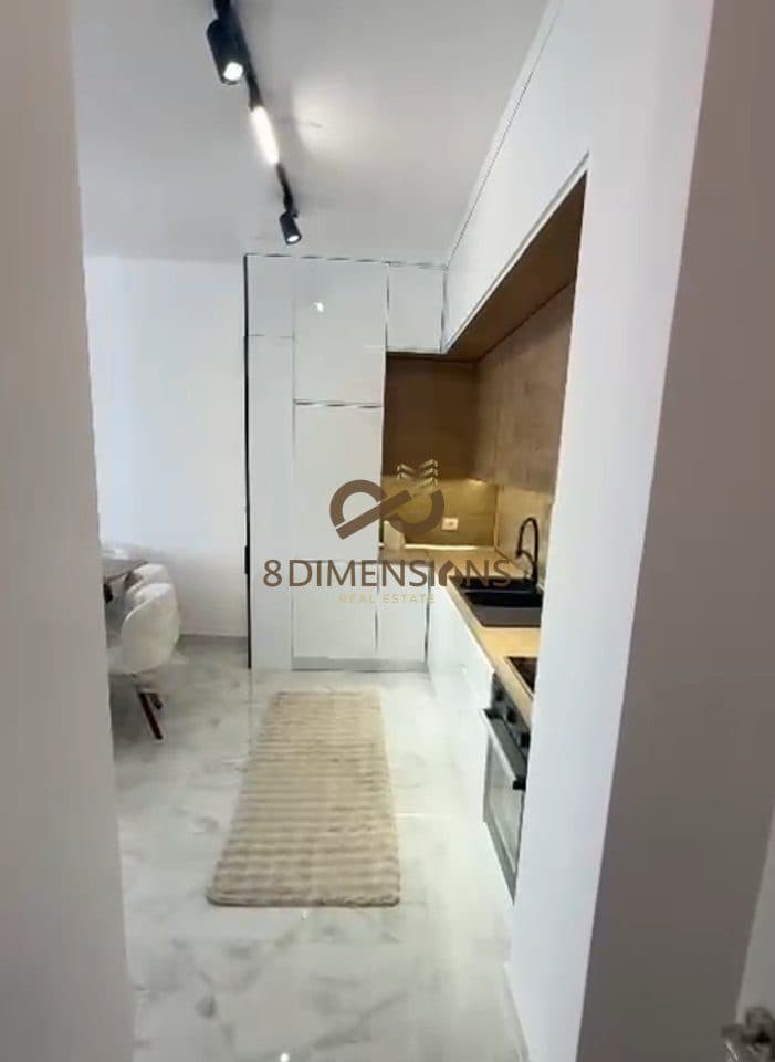 Apartament 2+1 +Ballkon +Post Parkimi ne shitje prane Maternitetit te Ri - Ne nje nder pallatet me cilesore te zones 3