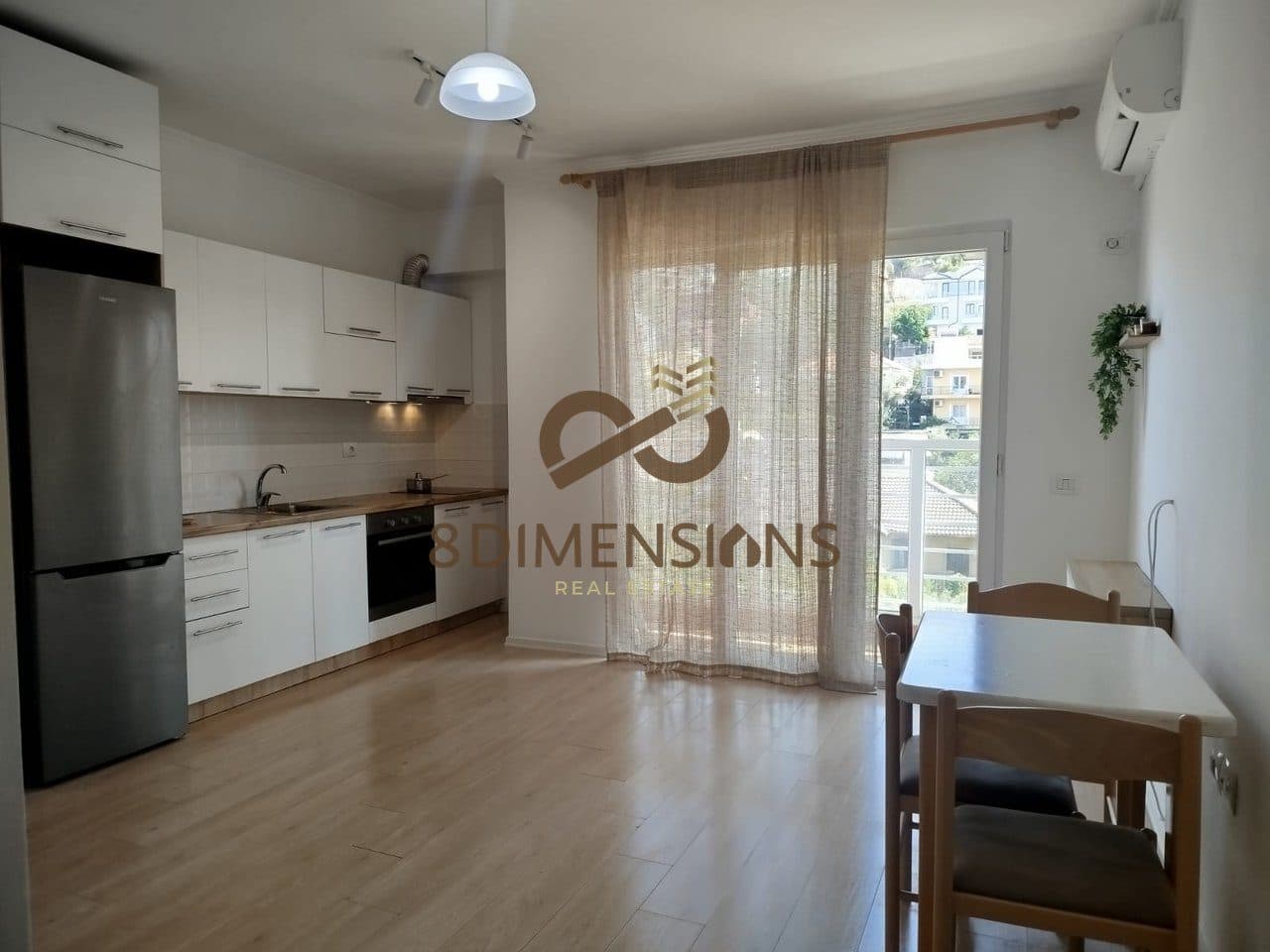 Shitet apartament 1+1 ne Kombinat - prane Credins Banke D8241A-155 2
