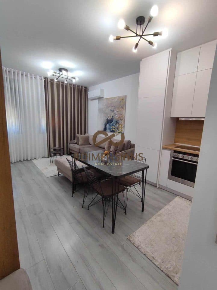 Jepet me qera Apartament 1+1 Ne Yzberisht prane Spitali American 3 (D8241A-148) 3