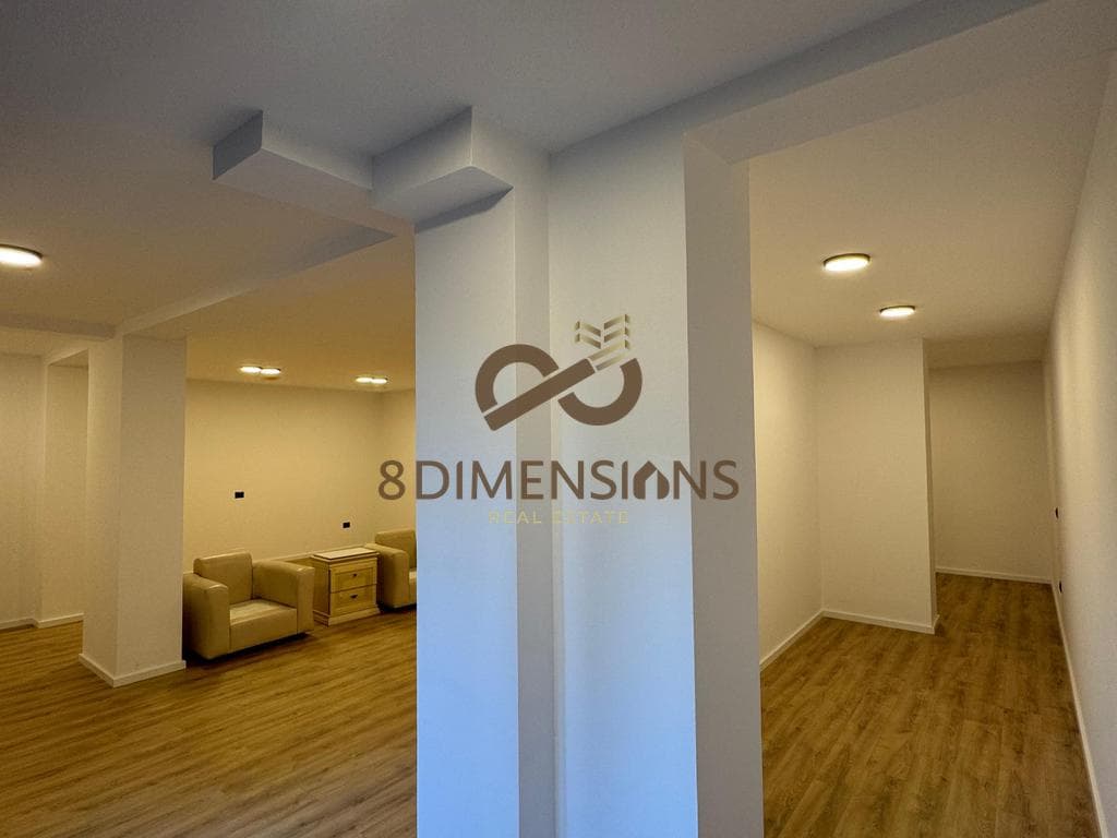 Ambient Komercial/ZYRE me qera ne Myslym Shyr, Prane “Gjykates se Larte” – Tirane (ID D828A12) 2