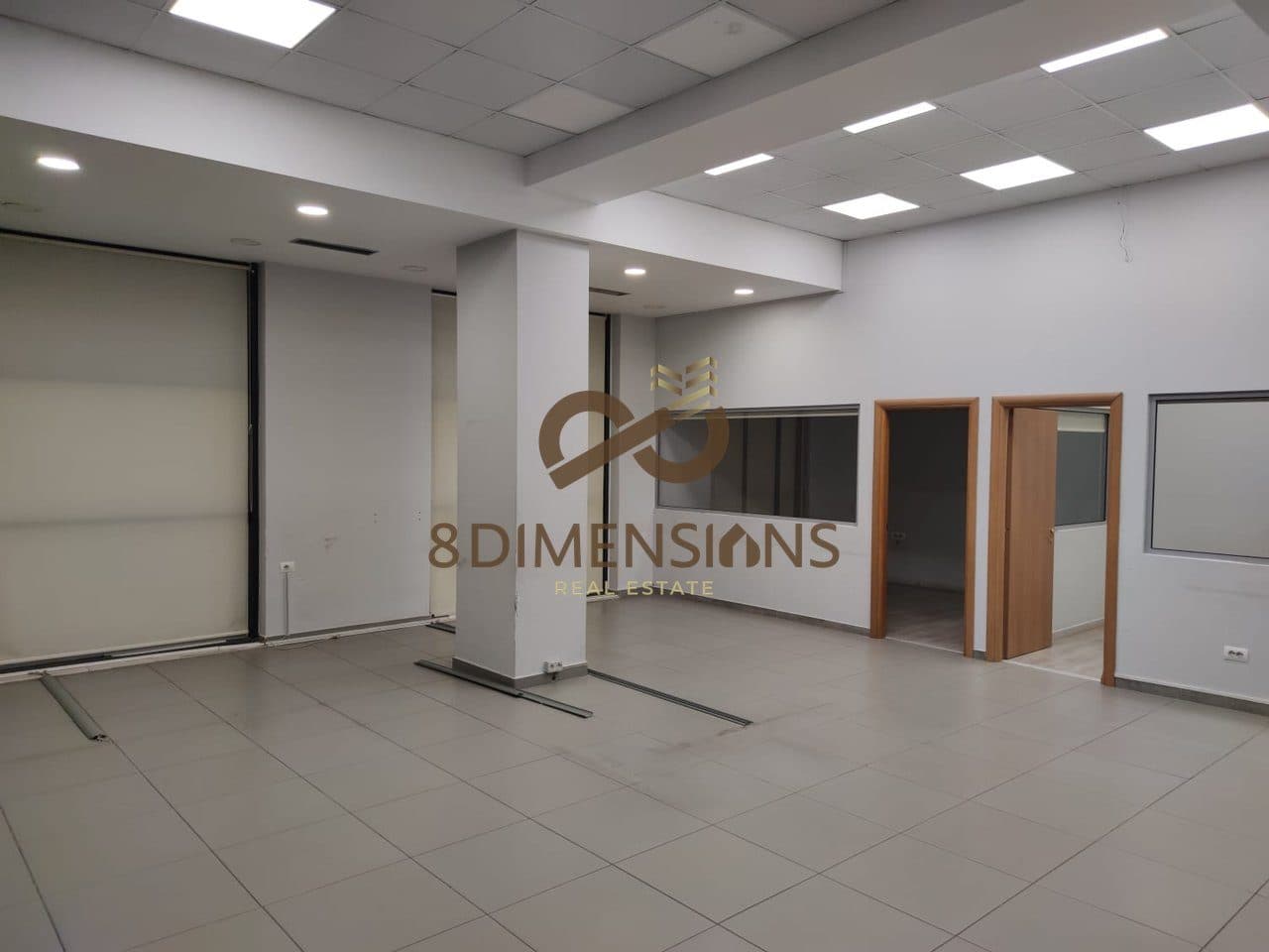 Jepet me qera Ambjent Komercial pranë Kristal Center D828A-6 4