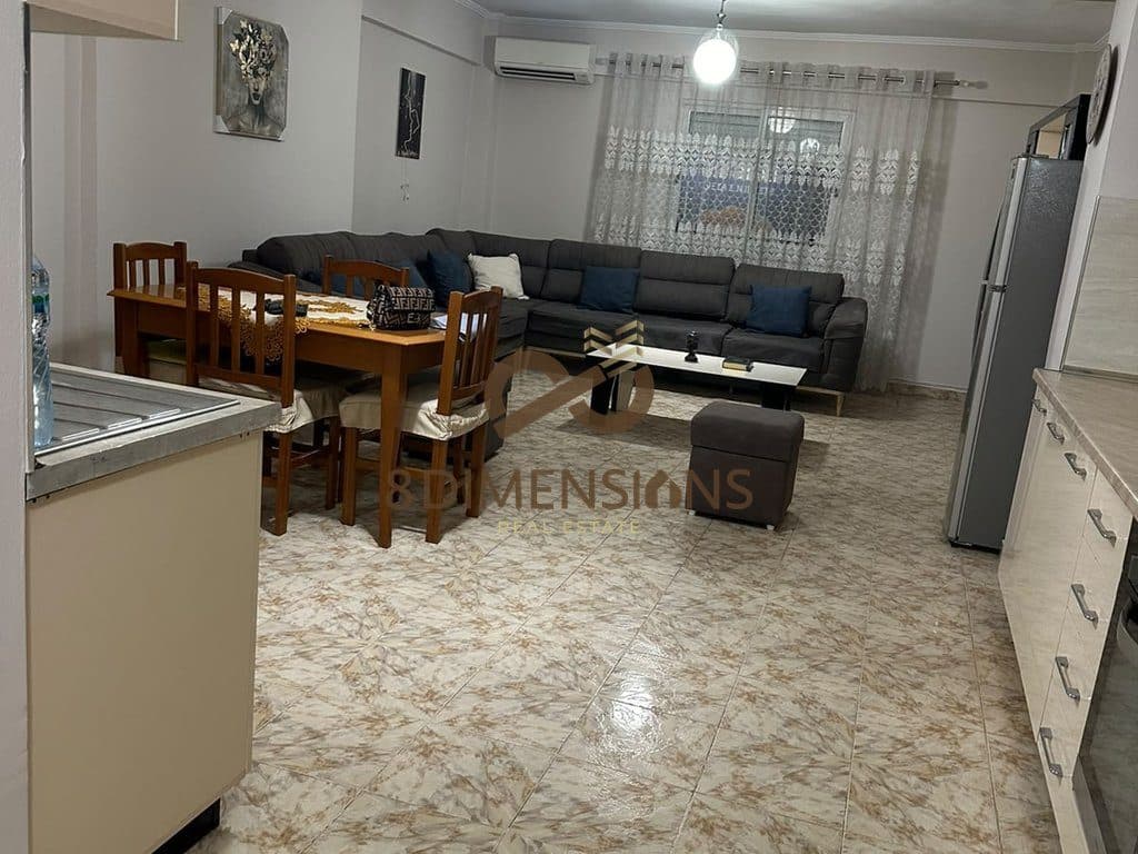 Jepet me qera Apartament 2+1 ne LAPRAKE.prane UNIVERSITETIT ZONJA KESHILLIT TE MIRE ne Tirane (ID D8242A-339 )