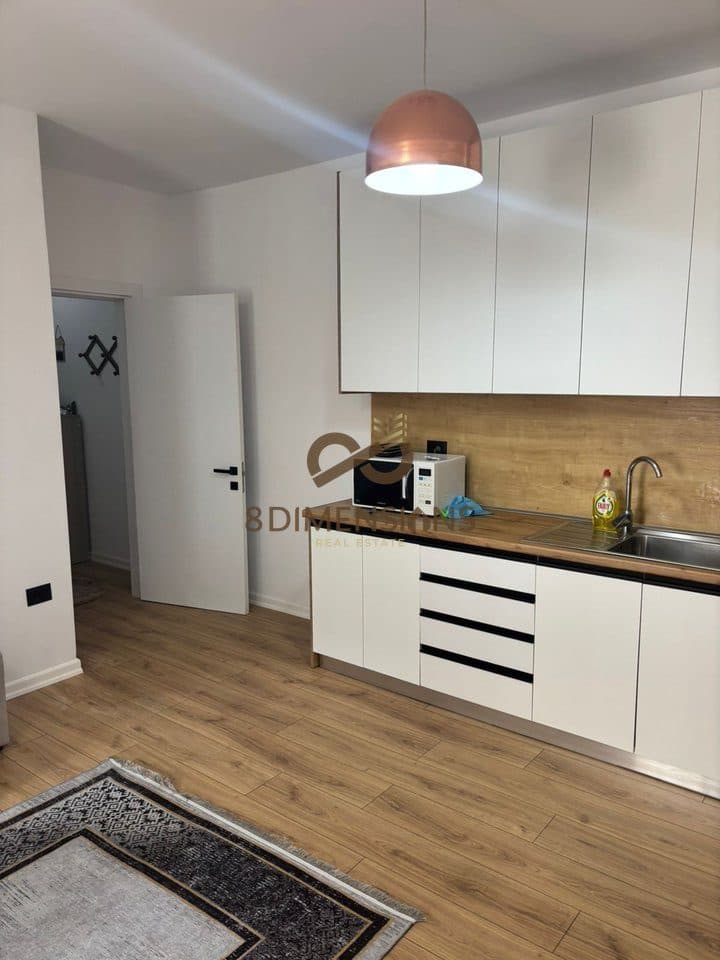 Jepet me qera Apartament 2+1+2+ Ballkon ne zonen e Don Boskos prane Kompleksit Vizion Plus (D8242A-88) 3
