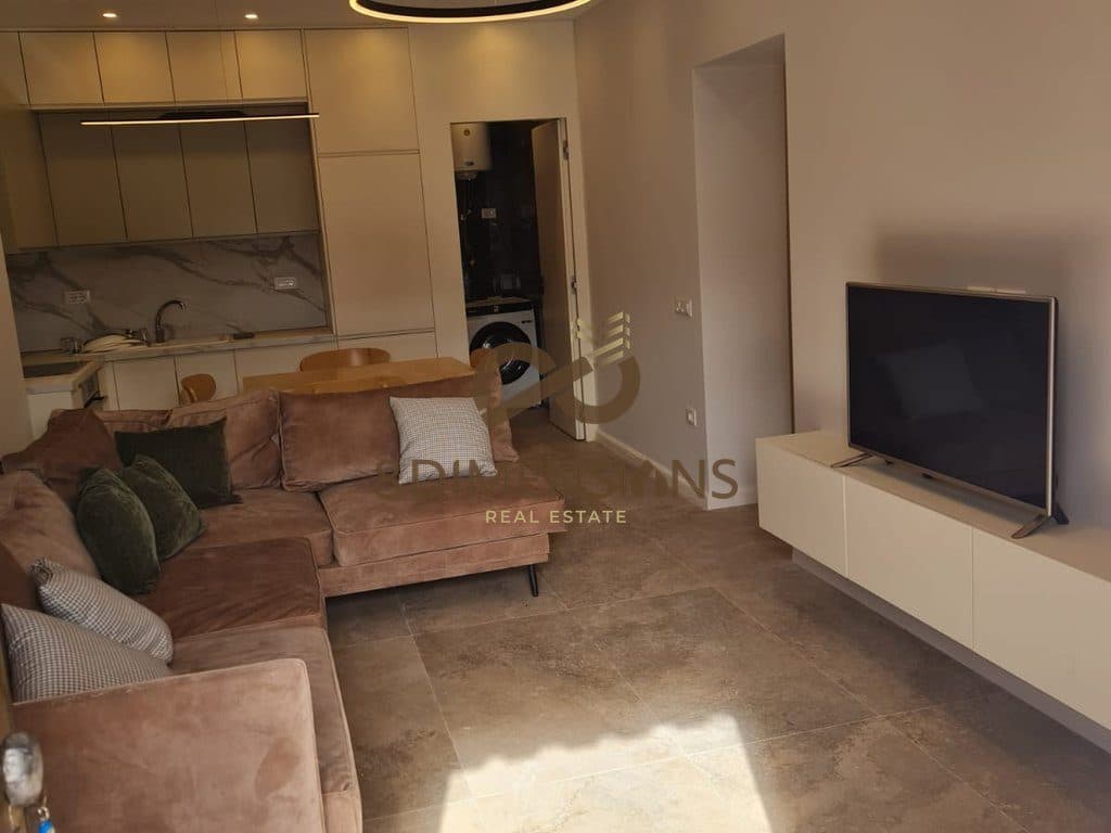 🏡 OKAZION! SHITET APARTAMENT 2+1 – VARRI I BAMIT 🔑(D8142Z-35)