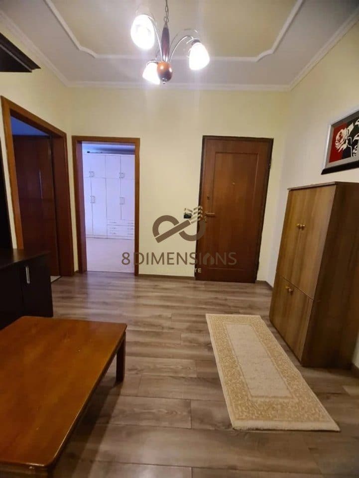 Jepet me qera Apartament 1+1 me mobilim te ri ne Kompleksin Ndregjoni prane Bulevardit te ri ne Tirane ( D8241A-150) 2