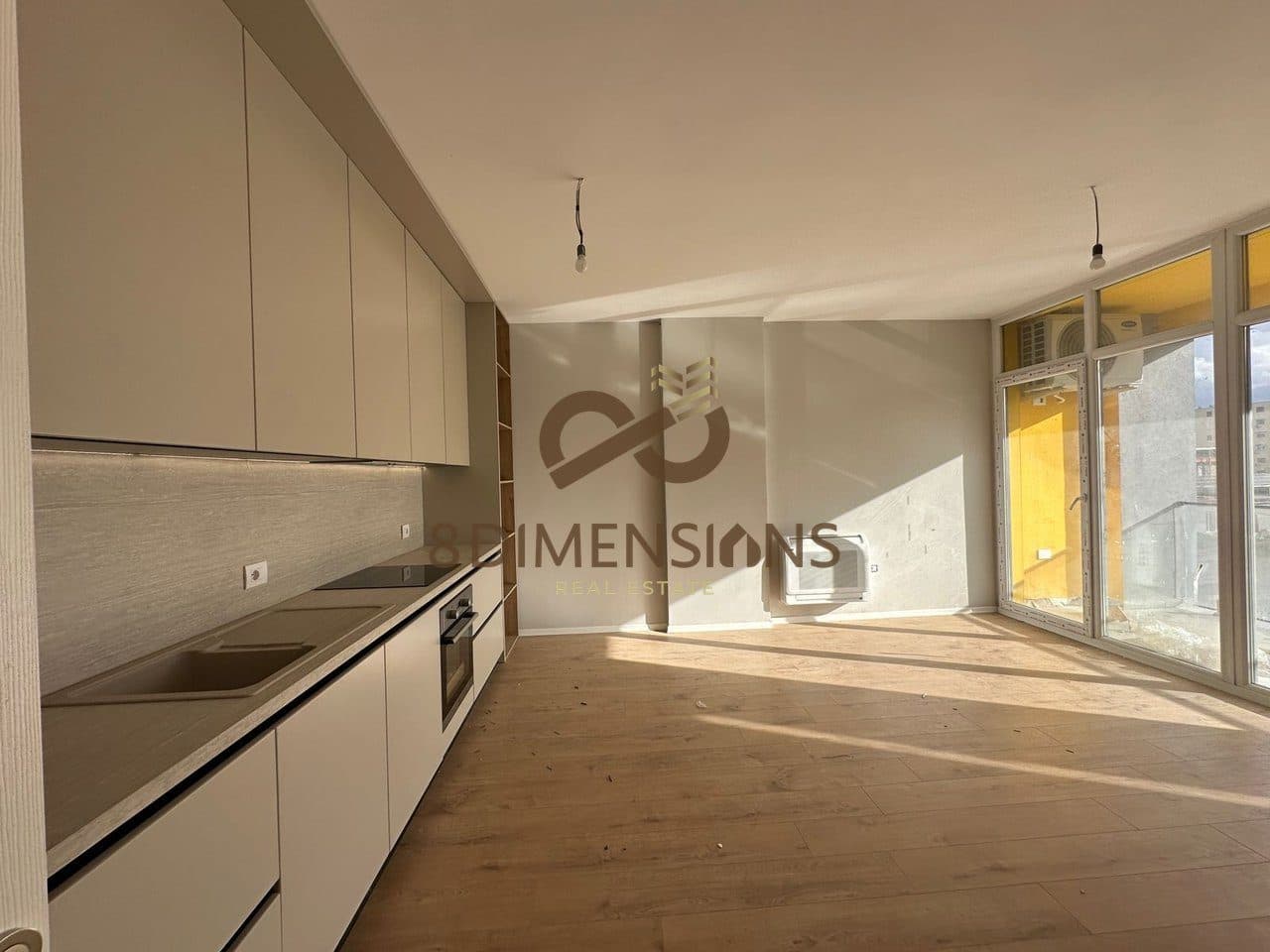 Jepet me qera Apartament 2+1 tek Bulevardi I Ri, Kompleksi Bermon D8242A-35 2