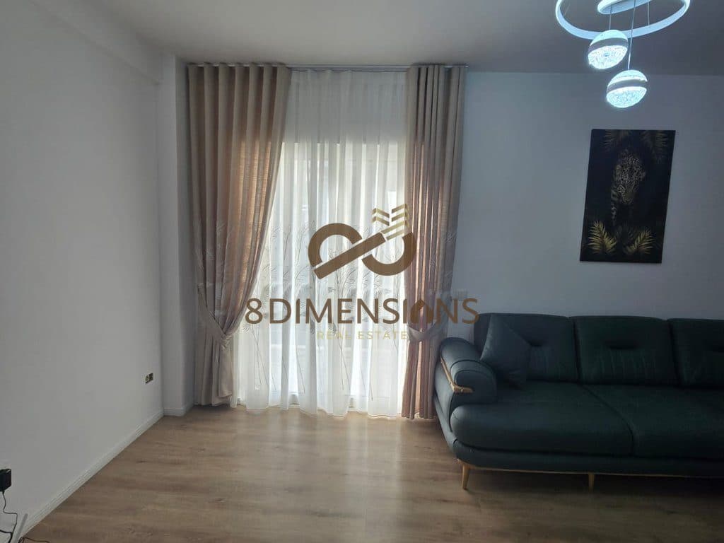 Shitet Apartament 1+1 prane Restorant 2 Luanet me siperfaqe ndertimi 72m2 3