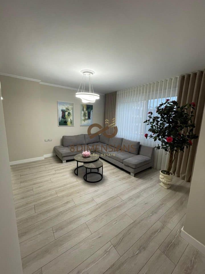 Jepet me qera Apartament 1+1 te Rruga e Kosovareve D8241A-17 3