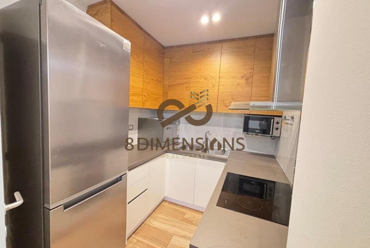 Jepet me qera Apartament 1+1 me kuzhine me vete ne Bllok prane Kafe Roma (D8241Z-39) 3