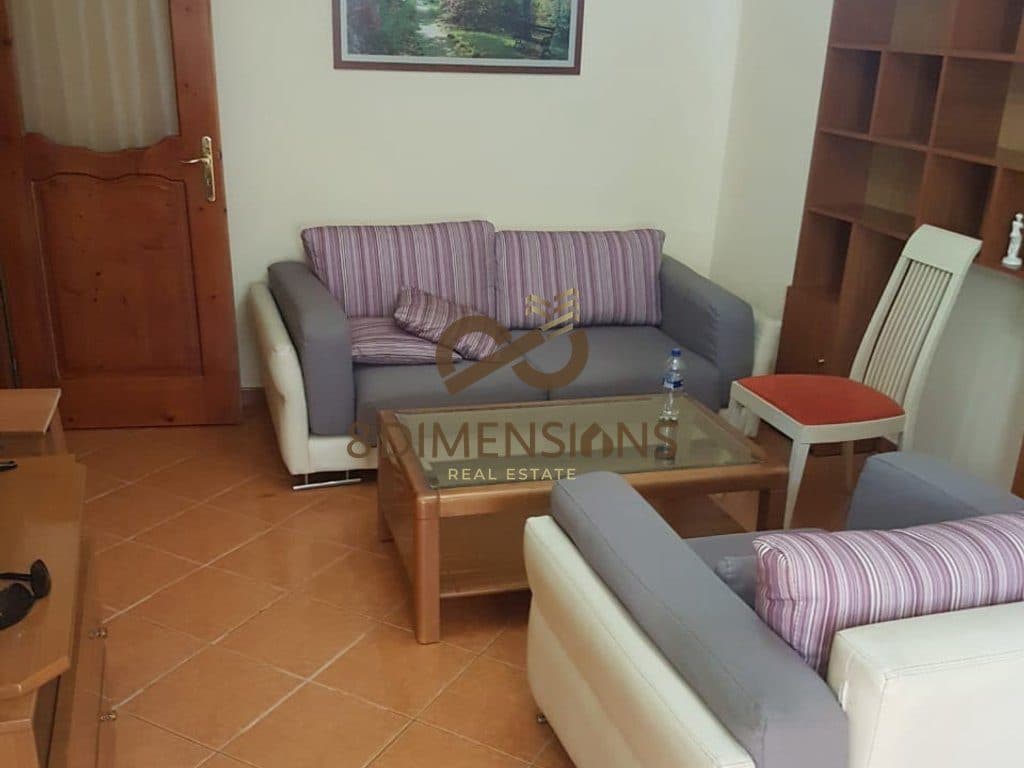 Shitet ne Apartament 2+1 (i konvertuar) ne Hyrje te rruges Don Bosco (D8142Z-25) 2