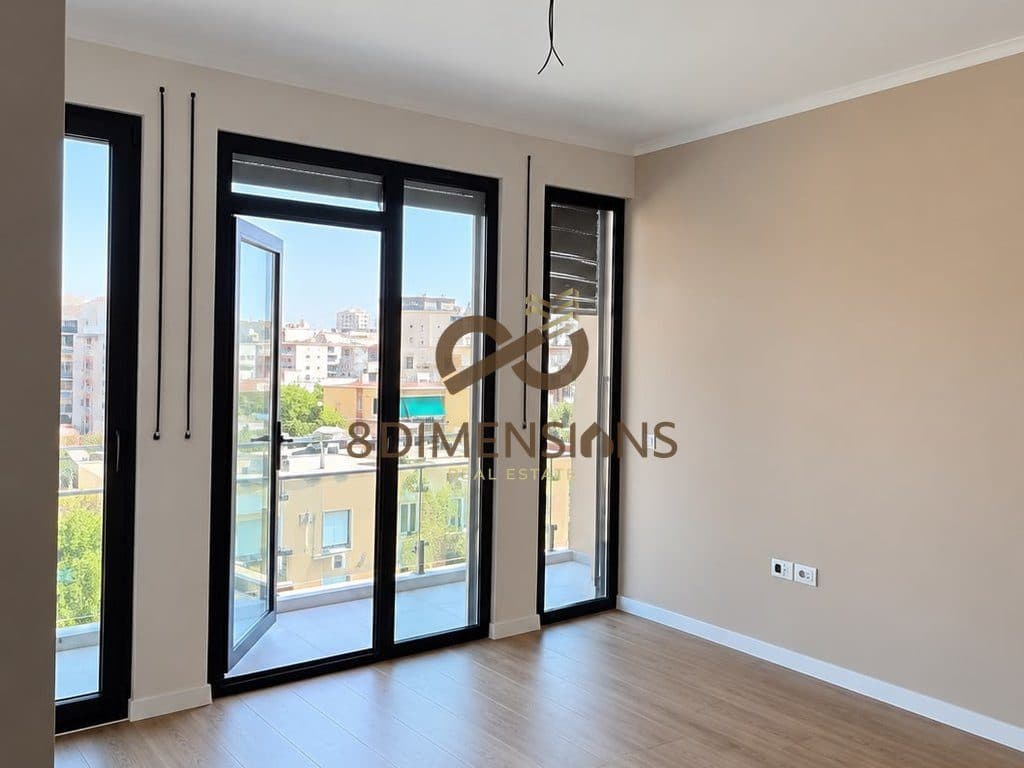 Ambjent Biznesi i ri me qera 2+1 tek Selvia D828A-51