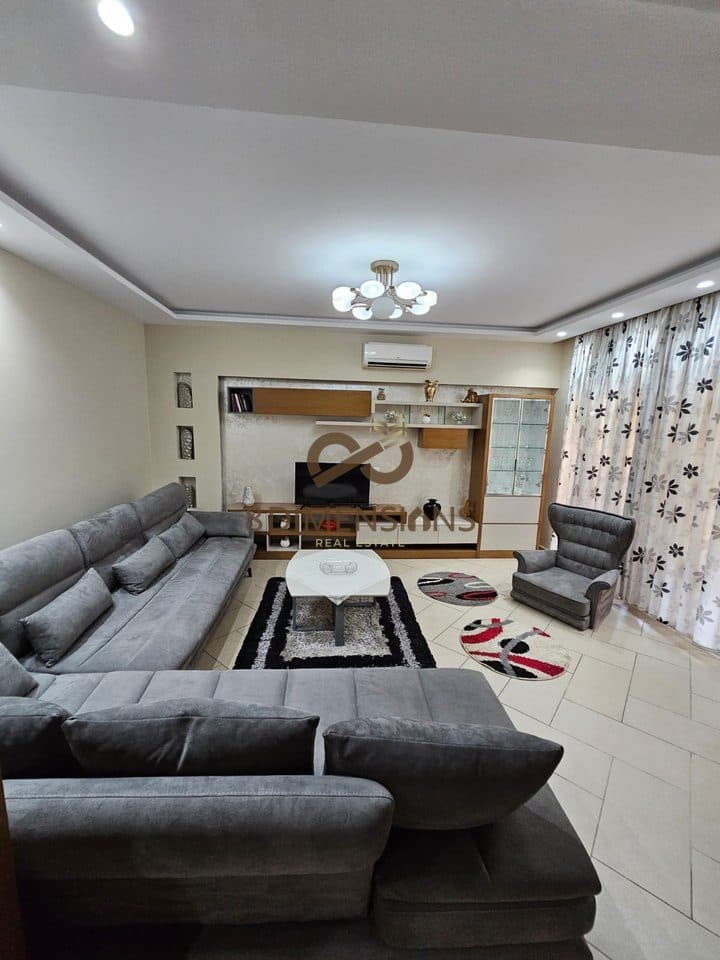 Okazzion!!! Jepet me qera Apartament 1+1 ne Rrugen e Kavajes, prane Xhamise Dine "Hoxha" ne Tirane (ID D8241A-81 ) 2