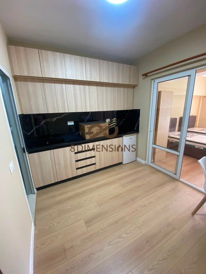 Jepet me qira Apartament 1+1 + Ballkon ne zonen e 21 Dhjetorit (ID D8241A-276) 2