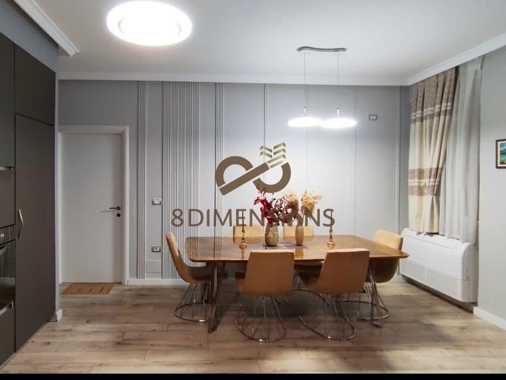 Jepet me qera Apartament 2+1 ne kopshtin Botanik prane xhamise se Selites (D8242A-215) 2