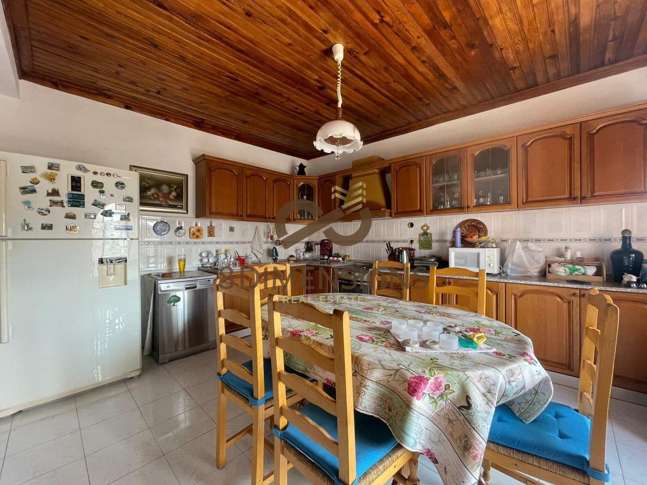 Shitet Apartament 1+1 në Rrugën Dritan Hoxha, pranë Universitetit "Zoja e Këshillit të Mirë" (D8141A-121) 2