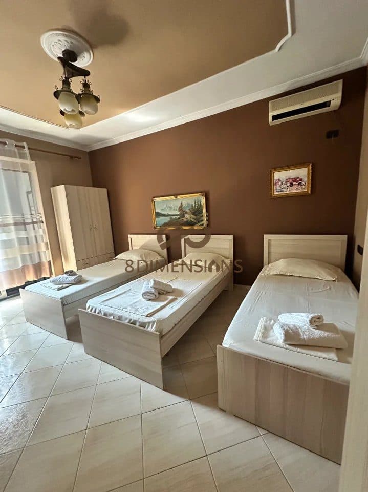 Jepet me qera Apartament 1+1 ne Rrugen e Dibres, prane Shkolles Misto Mame (D8241A-235) 3