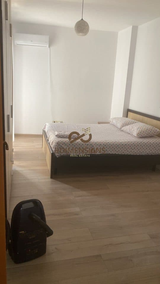 Jepet me qera Apartament 1+1 tek Bulevardi Zogu I Pare mbrapa UFOS (D8241Z-62) 4