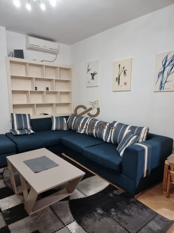 Apartament 1+1 +Ballkon me qera ne Rrugen Besim Alla, prane Pallateve Cabej - Tirane (ID D8241A-26) 2