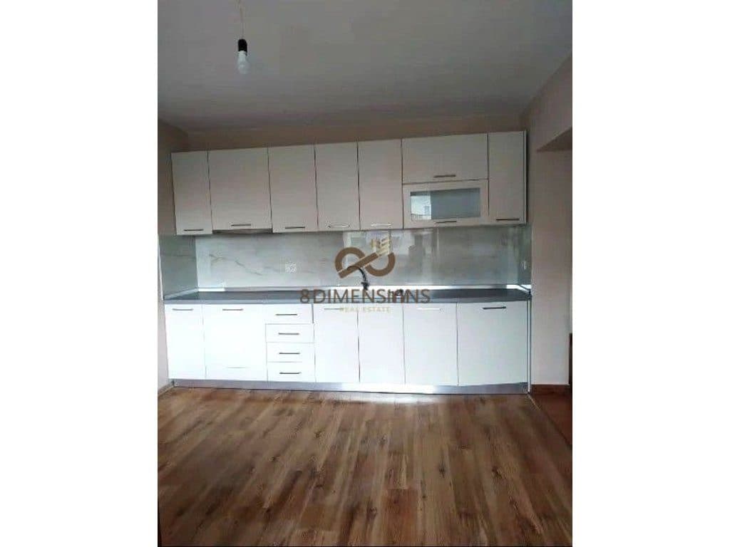 Shitet Apartament 1+1 (mundesi konvertimi ne 2+1) ne Astir, prane Kompleksit Fratari (D8142A-141)
