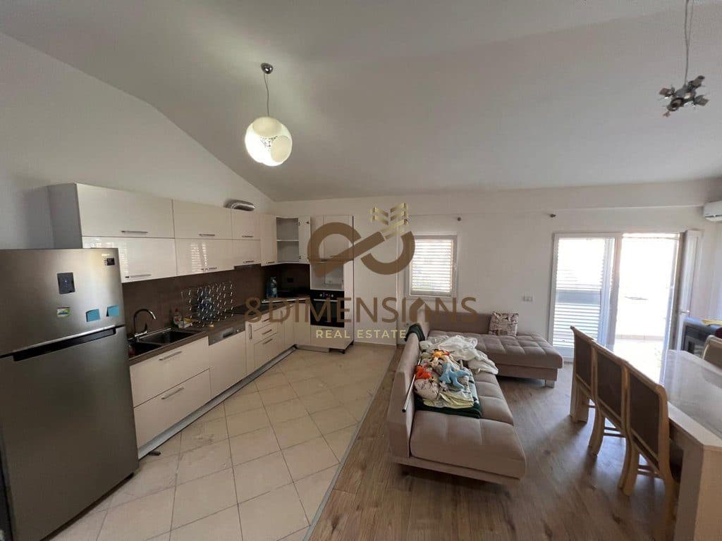 Apartament 3+1 +2 Tualete dhe Verande ne shitje tek Selvia, Prane Viles Gold (ID D8143A6)