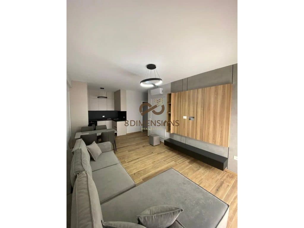 Jepet me qera Apartament 1+1 me mobilim te ri ne Kompleksin Ndregjoni prane Bulevardit te ri ne Tirane ( D8241A-150)