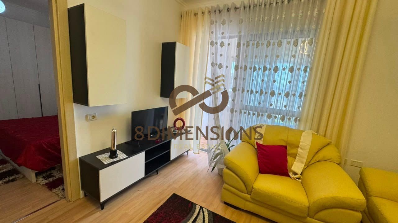 Shitet apartament 2+1 ne Fresk,prane super market Xhangolli D8142A-142 2