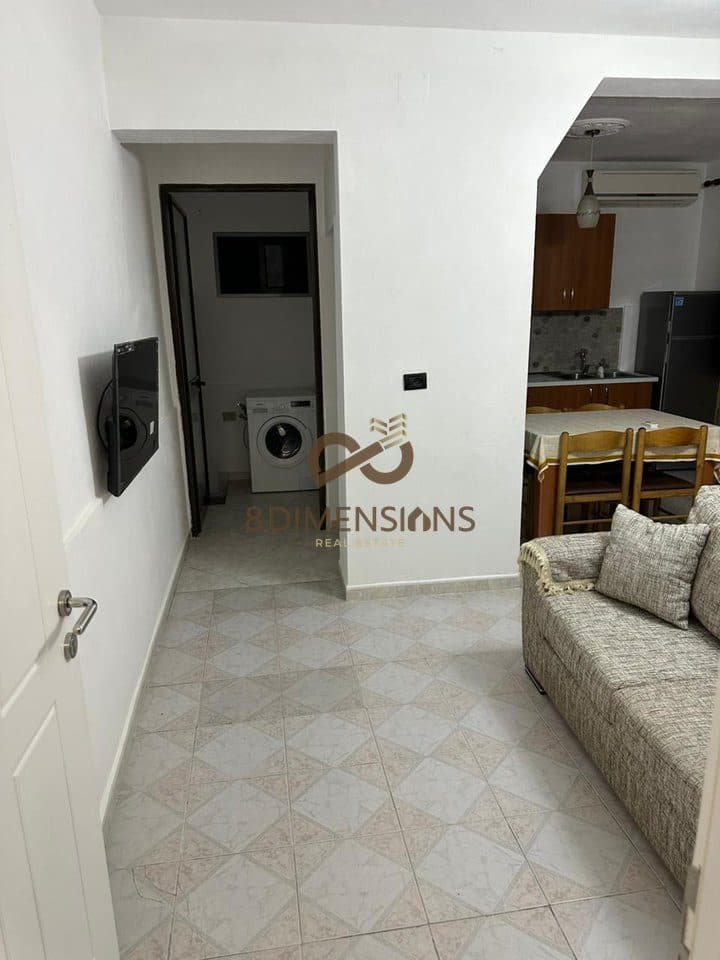 Jepet me qera Garzoniere tek rruga Dhimiter Shuteriqi-Komuna e Parisit D821A-7 3