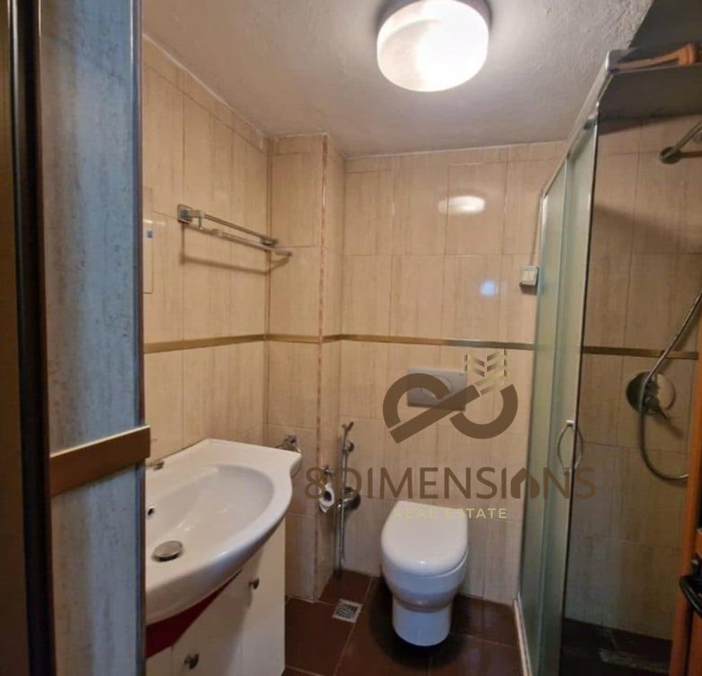 JEPET APARTAMENT 2+1+2 ME QERA PRANE SHALLVAREVE 4