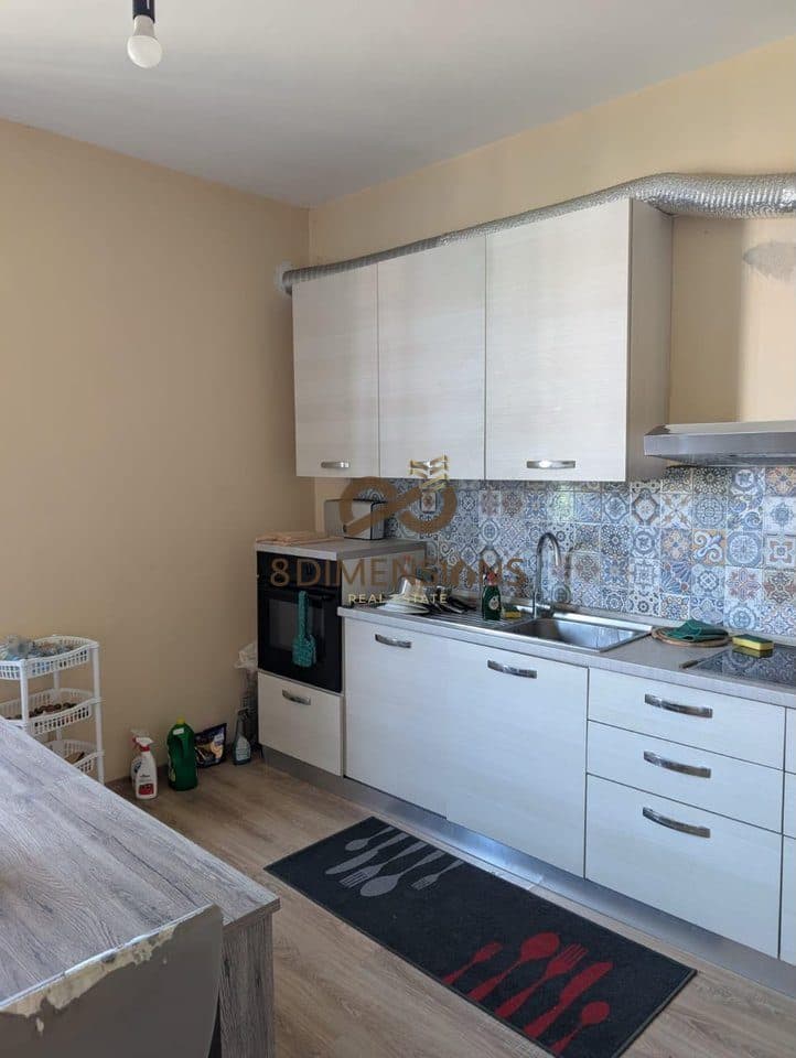 Jepet me qera apartament 2+1 ne zonen e Freskut, ne Tirane (ID D8242A-237) 4