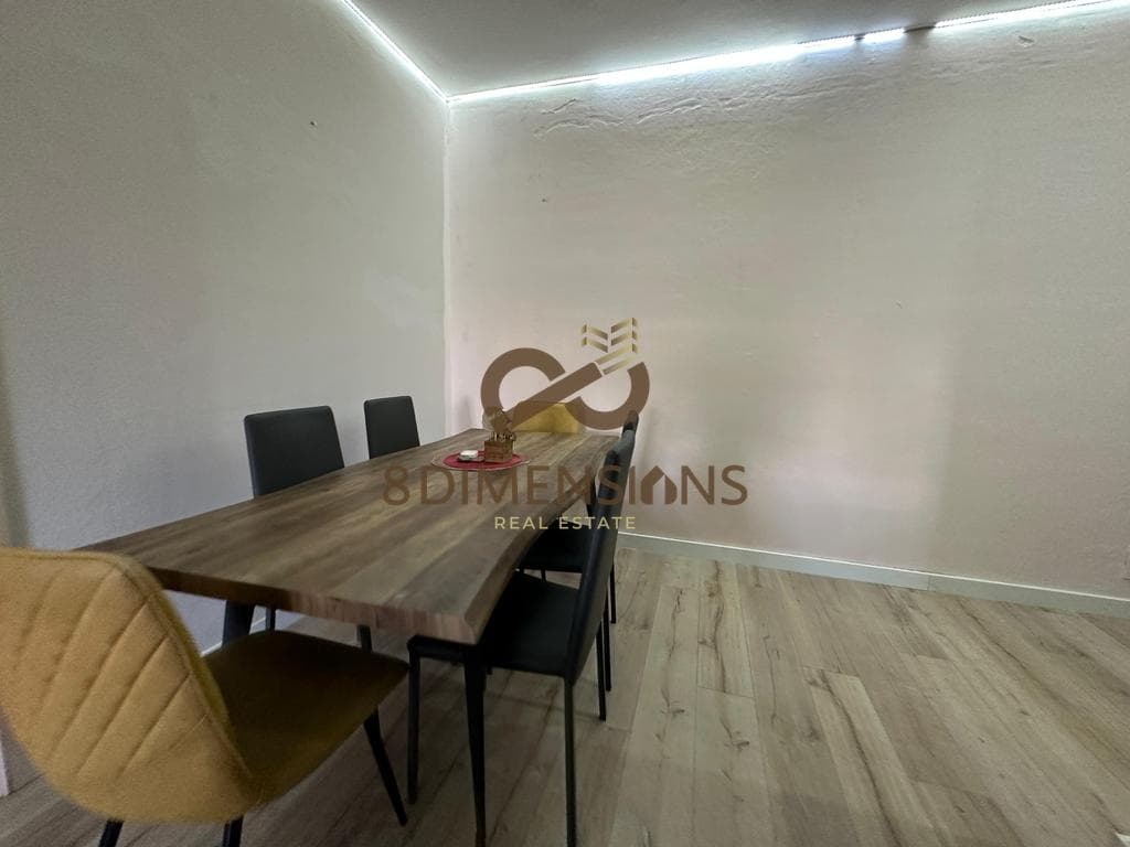 Jepet me qera apartament 2+1+2 Ballkone ne Fresk prane Restorant Qesaraka (D8242A-70) 4