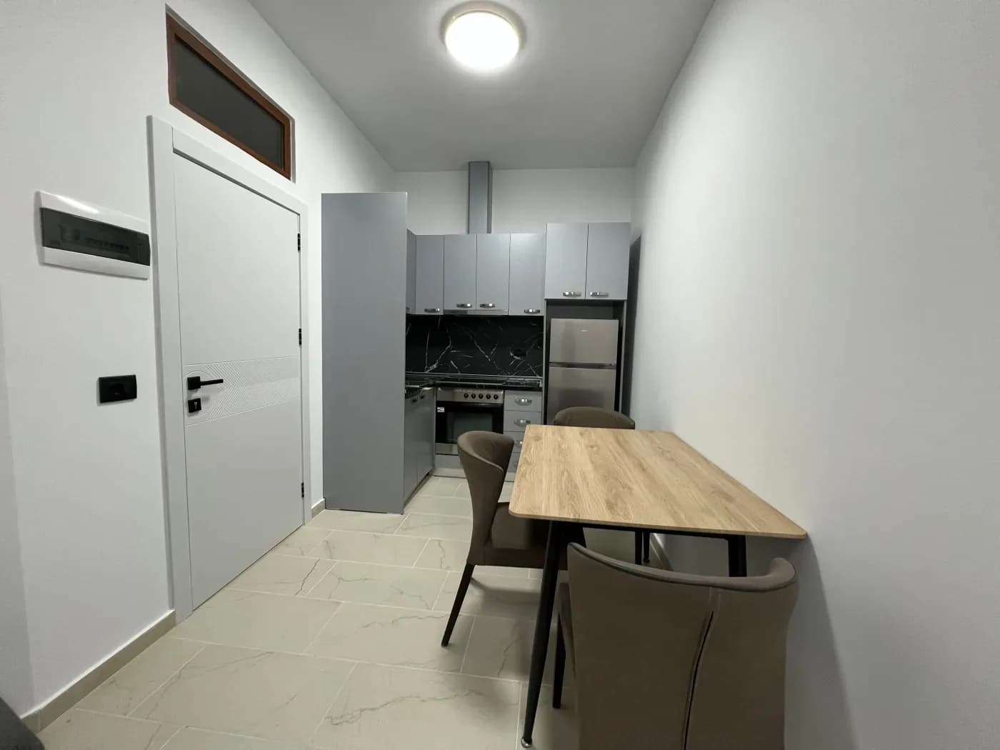 Qira, Apartament 1+1, ”Rr.Mihal Grameno”, Tiranë.