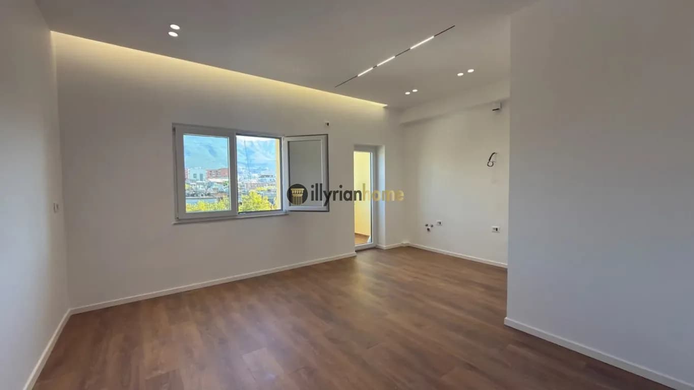 SHITET | Apartament 1+1 modern ,në Rrugën Bardhyl | Pranë Gjimnazit “Çajupi” 2