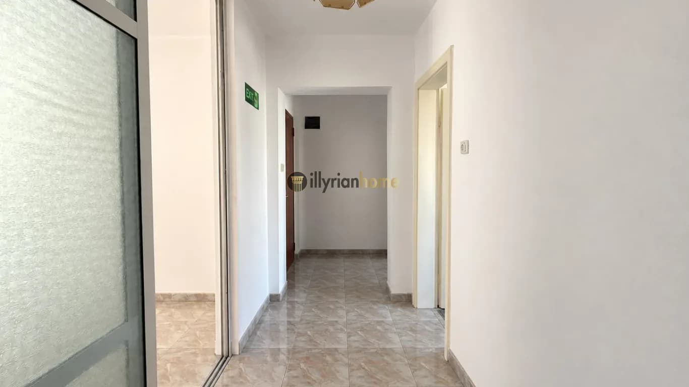 QIRA | APARTAMENT 3+1 | PRANË MINISTRISË SË DREJTËSISË 3