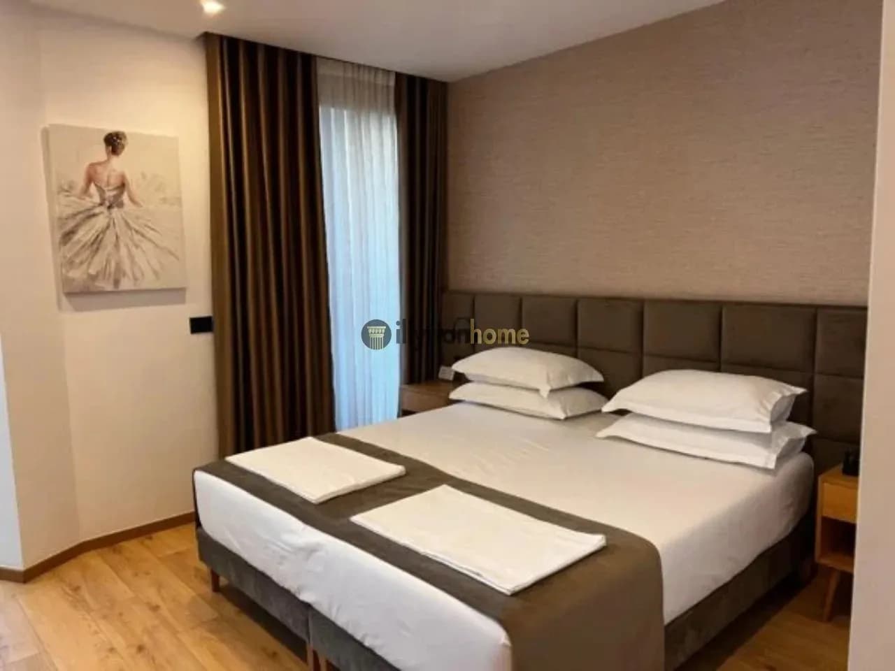 Për Shitje, Hotel, "Rrumbullakëzimi Shkoza", Tiranë. 1