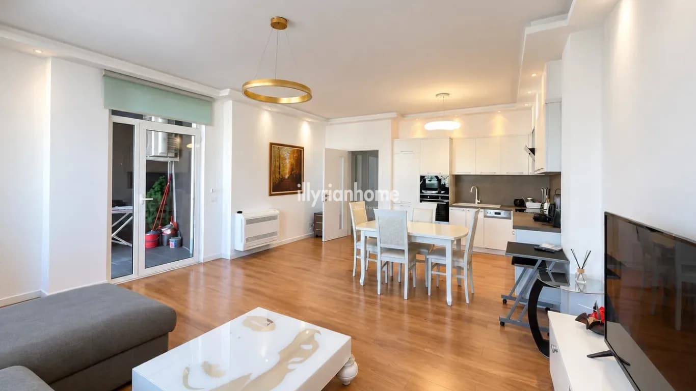 QIRA | APARTAMENT MODERN 2+1 | NË QENDËR TË TIRANËS _ PËRBALLË TOPTANIT 4