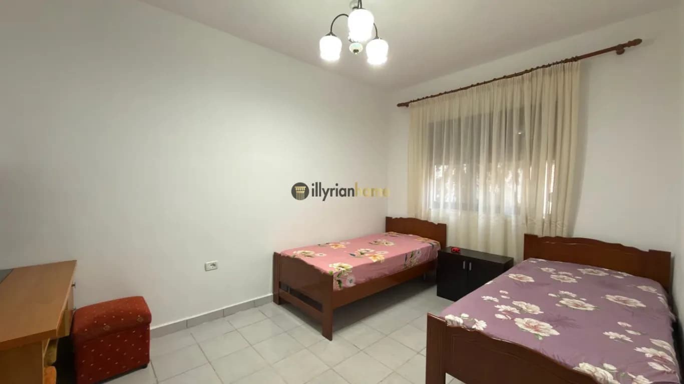 EKSKLUZIVE | Qira, Apartament 2+1 midis Myslym Shyrit dhe Rrugës së Kavajës 2